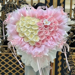 Bó hoa sáp hình trái tim & viết chữ theo yêu cầu