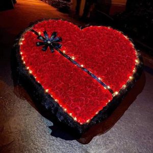 Bó hoa hồng sáp 999 bông kèm đèn nháy cực sang